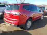 2013 Chevrolet Traverse LT z VIN 1GNKRGKD5DJ175049, wystawiony jako IAAI lot #41598229 z przebiegiem 167 239 mil mil oraz . Historia ofert i sprzedaży dostępna na DreamBid. Obrazek 4.