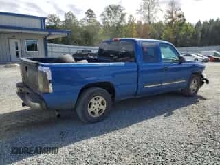 2003 Chevrolet Silverado 1500 LS с VIN 2GCEC19T731134853, выставлен на аукционе Copart как лот 82446705 с пробегом 381 017 миль миль и Списание • Salvage title. История ставок и продаж доступна на DreamBid. Изображение 3.