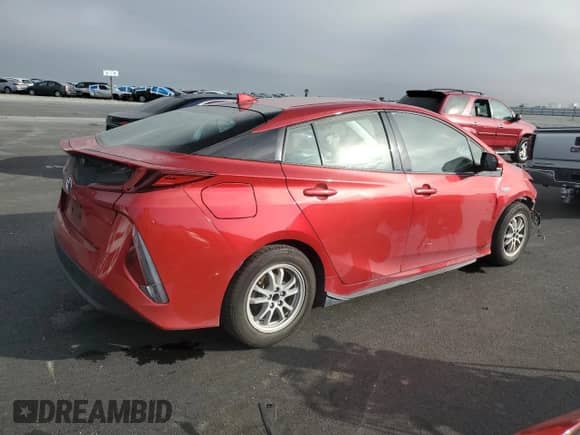 2018 Toyota Prius Plus with VIN JTDKARFP7J3086213, listed as a Copart auction lot 90825275 with 153,168 mi miles and Salvage title. Bid and sale history available at DreamBid. Image 3.