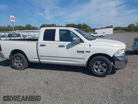 2017 Ram 1500 Tradesman с VIN 1C6RR6FT5HS576076, выставлен на аукционе IAAI как лот 43356900 с пробегом 147 051 миль миль и . История ставок и продаж доступна на DreamBid. Изображение 13.