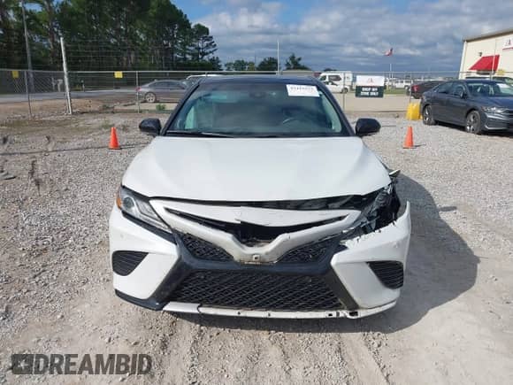 2020 Toyota Camry XSE z VIN 4T1K61AK6LU367572, wystawiony jako IAAI lot #43415552 z przebiegiem 99 436 mil mil oraz . Historia ofert i sprzedaży dostępna na DreamBid. Obrazek 12.