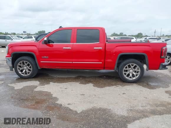 2018 GMC Sierra 1500 SLT z VIN 3GTP1NEC8JG200570, wystawiony jako IAAI lot #42879138 z przebiegiem 199 354 mil mil oraz . Historia ofert i sprzedaży dostępna na DreamBid. Obrazek 14.