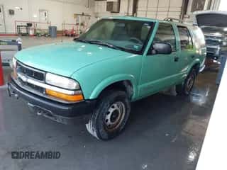 2003 Chevrolet Blazer LS с VIN 1GNDT13XX3K167585, выставлен на аукционе IAAI как лот 43350748 с пробегом 157 980 миль миль и . История ставок и продаж доступна на DreamBid. Изображение 2.