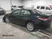 2019 Toyota Camry SE z VIN 4T1B11HK8KU734314, wystawiony jako IAAI lot #42782748 z przebiegiem 48 451 mil mil oraz . Historia ofert i sprzedaży dostępna na DreamBid. Obrazek 3.