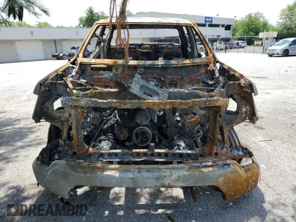 2020 GMC Sierra 1500 Elevation with VIN 1GTU9CED7LZ326298, listed as a Copart auction lot 61807415 with Not provided miles and Salvage title. Bid and sale history available at DreamBid. Image 5.