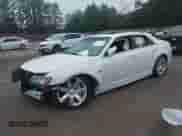 2014 Chrysler 300 SRT-8 с VIN 2C3CCAFJ6EH156853, выставлен на аукционе IAAI как лот 42370748 с пробегом 44 434 миль миль и . История ставок и продаж доступна на DreamBid. Изображение 19.