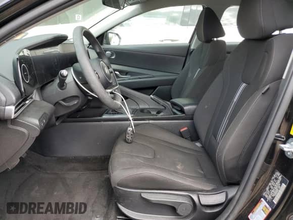 2024 Hyundai Elantra SEL с VIN KMHLM4DGXRU715126, выставлен на аукционе Copart как лот 70688485 с пробегом 19 028 миль миль и Списание • Salvage title. История ставок и продаж доступна на DreamBid. Изображение 7.