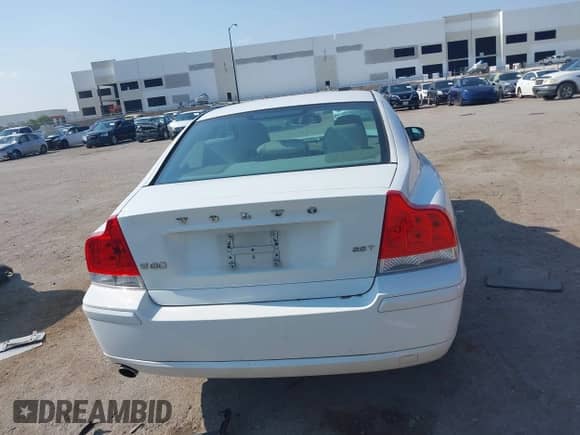2009 Volvo S60 2.5T with VIN YV1RS592292740096, listed as a IAAI auction lot 42903092 with 163,275 mi miles and . Bid and sale history available at DreamBid. Image 16.