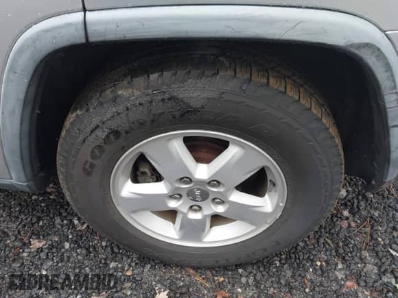 2011 Jeep Grand Cherokee Laredo с VIN 1J4RR4GG4BC561885, выставлен на аукционе IAAI как лот 43443936 с пробегом 143 575 миль миль и . История ставок и продаж доступна на DreamBid. Изображение 12.