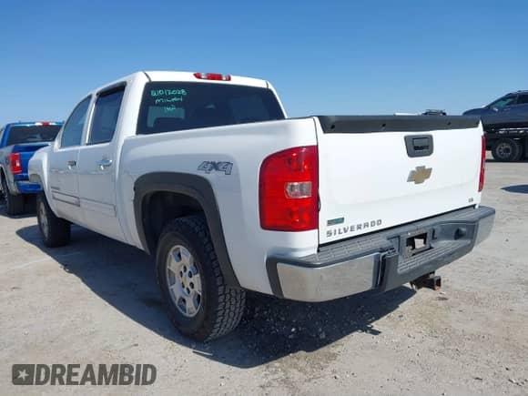 2011 Chevrolet Silverado 1500 LS z VIN 3GCPKREA7BG355387, wystawiony jako IAAI lot #41854866 z przebiegiem 169 332 mil mil oraz . Historia ofert i sprzedaży dostępna na DreamBid. Obrazek 3.