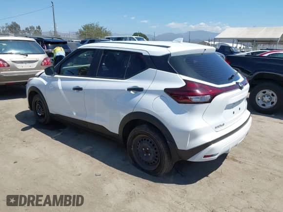 2024 Nissan Kicks S with VIN 3N1CP5BV5RL539280, listed as a IAAI auction lot 43074620 with 31,072 mi miles and . Bid and sale history available at DreamBid. Image 3.