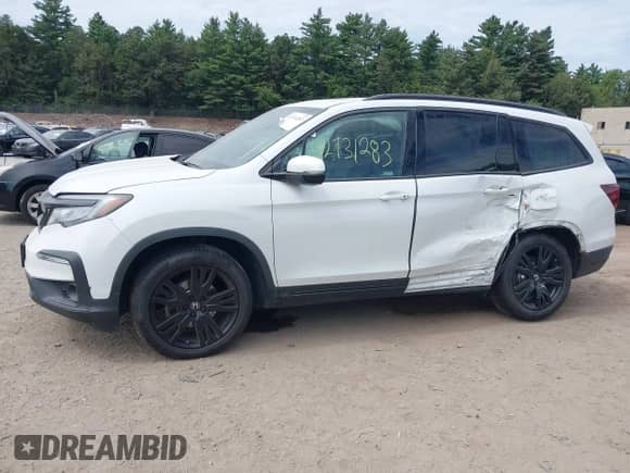 2021 Honda Pilot Black Edition z VIN 5FNYF6H74MB061770, wystawiony jako IAAI lot #42731283 z przebiegiem 61 281 mil mil oraz . Historia ofert i sprzedaży dostępna na DreamBid. Obrazek 14.