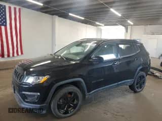 2019 Jeep Compass Latitude с VIN 3C4NJDBB9KT652985, выставлен на аукционе Copart как лот 57068305 с пробегом Не указан миль и Списание • Salvage title. История ставок и продаж доступна на DreamBid. Изображение 1.