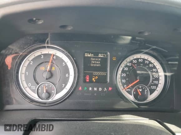 2018 Ram 1500 Express with VIN 1C6RR7KG1JS258072, listed as a Copart auction lot 53433775 with 122,000 mi miles and Salvage title. Bid and sale history available at DreamBid. Image 9.