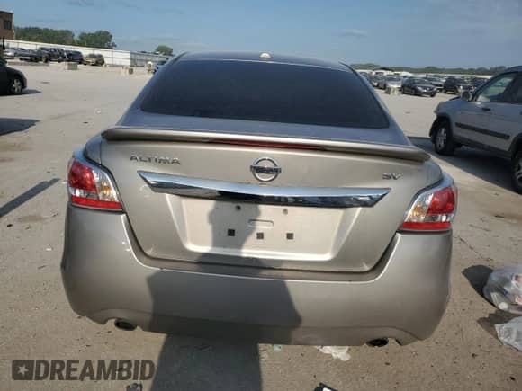 2015 Nissan Altima SV с VIN 1N4AL3AP5FC115795, выставлен на аукционе Copart как лот 64991495 с пробегом 181 452 миль миль и Списание • Salvage title. История ставок и продаж доступна на DreamBid. Изображение 6.