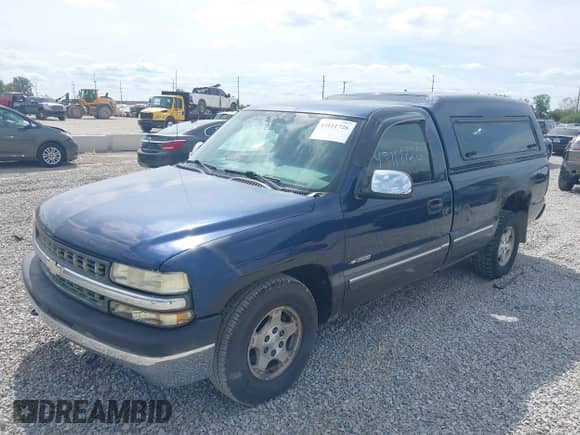 2000 Chevrolet Silverado 1500 LS with VIN 1GCEC14T6YE339772, listed as a IAAI auction lot 43111726 with 162,701 mi miles and . Bid and sale history available at DreamBid. Image 2.