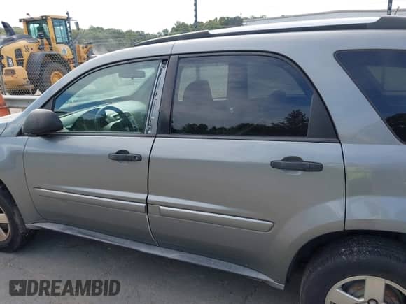 2005 Chevrolet Equinox LS with VIN 2CNDL23F356114668, listed as a IAAI auction lot 43255556 with 250,288 mi miles and . Bid and sale history available at DreamBid. Image 13.