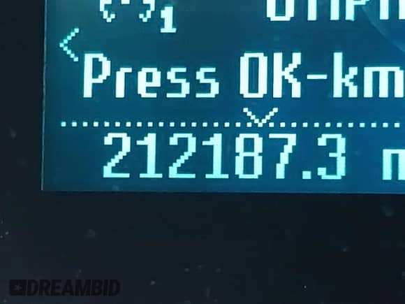 2018 Ford F-150 XL z VIN 1FTFX1EG1JKD86371, wystawiony jako IAAI lot #42617305 z przebiegiem 212 187 mil mil oraz . Historia ofert i sprzedaży dostępna na DreamBid. Obrazek 15.