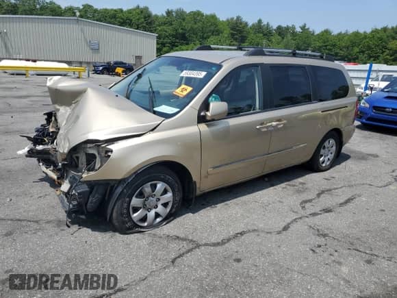2008 Hyundai Entourage GLS с VIN KNDMC233186049582, выставлен на аукционе Copart как лот 59304395 с пробегом Не указан миль и Списание • Salvage title. История ставок и продаж доступна на DreamBid. Изображение 1.