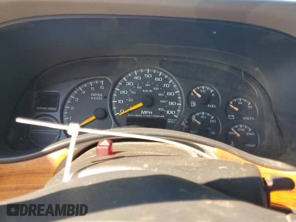 2000 GMC Sierra 1500 SLE with VIN 1GTEC19T2YZ348244, listed as a Copart auction lot 86258095 with Not provided miles and Clean title. Bid and sale history available at DreamBid. Image 9.