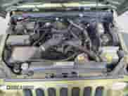 2008 Jeep Wrangler X z VIN 1J4FA24138L627219, wystawiony jako Copart lot #69300975 z przebiegiem 148 448 mil mil oraz Czysty tytuł • Clean title. Historia ofert i sprzedaży dostępna na DreamBid. Obrazek 11.