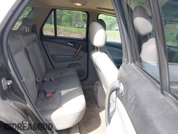 2007 Saturn VUE V6 with VIN 5GZCZ63477S866943, listed as a IAAI auction lot 42325038 with 203,252 mi miles and . Bid and sale history available at DreamBid. Image 8.