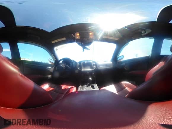 2013 Chrysler 300 S с VIN 2C3CCABT2DH686744, выставлен на аукционе IAAI как лот 42626891 с пробегом 105 121 миль миль и . История ставок и продаж доступна на DreamBid. Изображение 18.