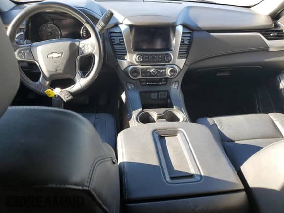 2017 Chevrolet Suburban LT с VIN 1GNSKHKC4HR381164, выставлен на аукционе Copart как лот 82713085 с пробегом 220 575 миль миль и Чистый • Clean title. История ставок и продаж доступна на DreamBid. Изображение 8.