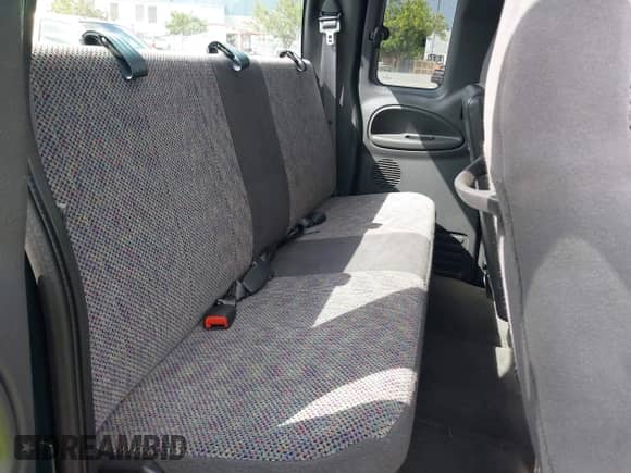 2001 Dodge 1500 with VIN 3B7HC13Z61G758822, listed as a IAAI auction lot 42736366 with 114,934 mi miles and . Bid and sale history available at DreamBid. Image 8.