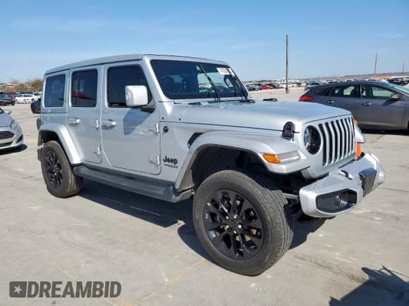 2022 Jeep Wrangler Unlimited Sahara Altitude with VIN 1C4HJXEN3NW261768, listed as a Copart auction lot 47054355 with 23,254 mi miles and Salvage title. Bid and sale history available at DreamBid. Image 4.