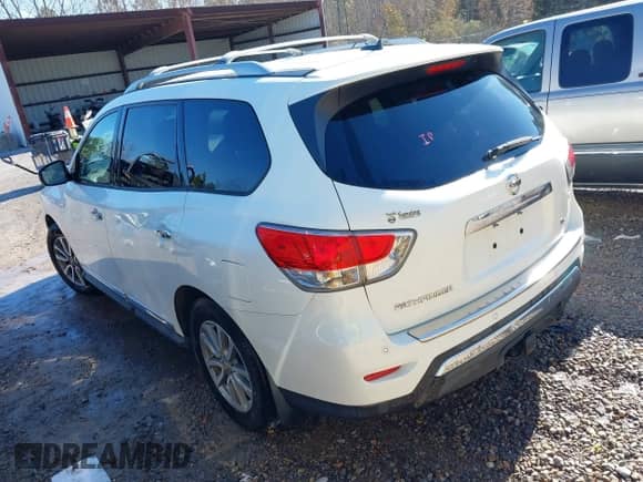 2014 Nissan Pathfinder SL with VIN 5N1AR2MN5EC704062, listed as a IAAI auction lot 41367865 with 257,618 mi miles and . Bid and sale history available at DreamBid. Image 3.