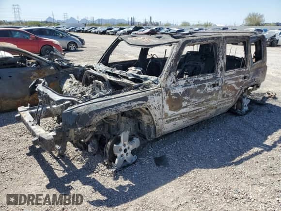 2006 Jeep Commander Limited with VIN 1J8HG582X6C324395, listed as a Copart auction lot 58617485 with Not provided miles and Salvage title. Bid and sale history available at DreamBid. Image 1.