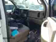 2006 Chevrolet Express Cargo z VIN 1GCGG25V961143624, wystawiony jako IAAI lot #42246955 z przebiegiem 180 601 mil mil oraz . Historia ofert i sprzedaży dostępna na DreamBid. Obrazek 5.
