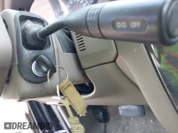 2002 Ford Explorer Limited с VIN 1FMZU75W82ZA59986, выставлен на аукционе IAAI как лот 42097239 с пробегом 229 773 миль миль и . История ставок и продаж доступна на DreamBid. Изображение 11.