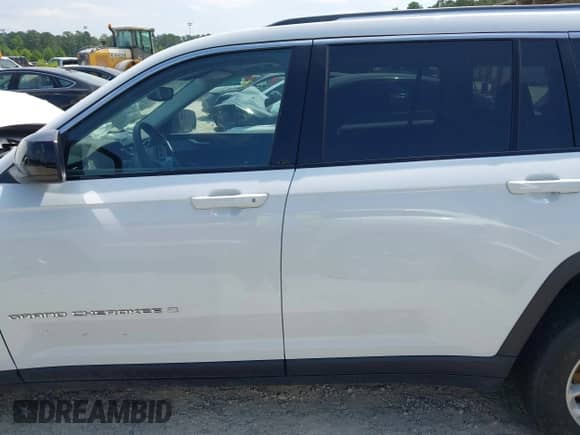 2023 Jeep Grand Cherokee Altitude с VIN 1C4RJJAG3P8856636, выставлен на аукционе IAAI как лот 42185485 с пробегом 44 874 миль миль и . История ставок и продаж доступна на DreamBid. Изображение 13.