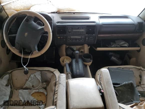 2003 Land Rover Discovery SE с VIN SALTY16493A780402, выставлен на аукционе Copart как лот 57560075 с пробегом Не указан миль и Чистый • Clean title. История ставок и продаж доступна на DreamBid. Изображение 8.