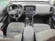 2019 Chevrolet Colorado 4WD Work Truck z VIN 1GCGTBEN9K1204315, wystawiony jako Copart lot #70416945 z przebiegiem 65 986 mil mil oraz Szkoda całkowita • Salvage title. Historia ofert i sprzedaży dostępna na DreamBid. Obrazek 8.