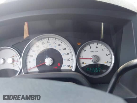 2006 Dodge Dakota SLT with VIN 1D7HW48K26S664978, listed as a IAAI auction lot 42597877 with 177,727 mi miles and . Bid and sale history available at DreamBid. Image 16.