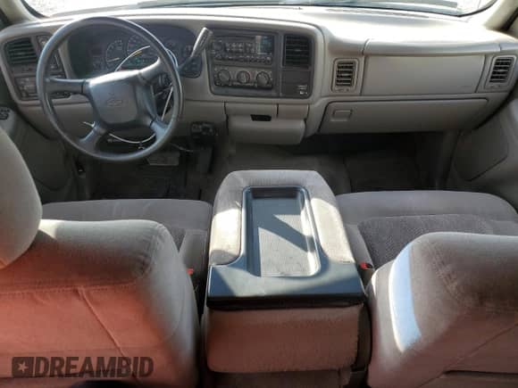 2000 Chevrolet Silverado 2500 LT с VIN 1GCGK29U8YE391391, выставлен на аукционе Copart как лот 48736325 с пробегом 205 459 миль миль и Списание • Salvage title. История ставок и продаж доступна на DreamBid. Изображение 8.