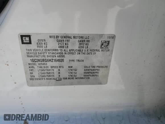 2017 Chevrolet Silverado 2500HD Work Truck z VIN 1GC2KUEG6HZ164926, wystawiony jako Copart lot #69358695 z przebiegiem 209 034 mil mil oraz Szkoda całkowita • Salvage title. Historia ofert i sprzedaży dostępna na DreamBid. Obrazek 12.