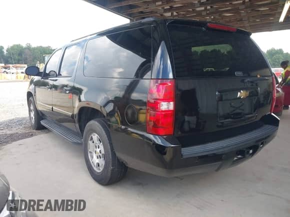2008 Chevrolet Suburban LTZ с VIN 3GNFC160X8G159945, выставлен на аукционе IAAI как лот 42791769 с пробегом 417 308 миль миль и . История ставок и продаж доступна на DreamBid. Изображение 3.