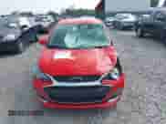 2019 Chevrolet Spark LT z VIN KL8CD6SA4KC706232, wystawiony jako IAAI lot #42378455 z przebiegiem 60 703 mil mil oraz . Historia ofert i sprzedaży dostępna na DreamBid. Obrazek 12.