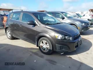 2014 Chevrolet Sonic LT с VIN 1G1JC6SB6E4123274, выставлен на аукционе IAAI как лот 42520833 с пробегом 97 225 миль миль и . История ставок и продаж доступна на DreamBid. Изображение 1.