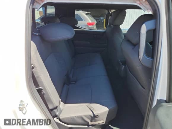 2024 Toyota Tacoma SR5 z VIN 3TMKB5FN9RM005162, wystawiony jako Copart lot #69293865 z przebiegiem 24 456 mil mil oraz Szkoda całkowita • Salvage title. Historia ofert i sprzedaży dostępna na DreamBid. Obrazek 10.