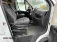 2014 Ram ProMaster Cargo z VIN 3C6TRVBG2EE118261, wystawiony jako Copart lot #45903055 z przebiegiem 168 025 mil mil oraz Czysty tytuł • Clean title. Historia ofert i sprzedaży dostępna na DreamBid. Obrazek 5.