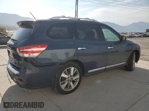 2014 Nissan Pathfinder SV Hybrid with VIN 5N1CR2MM6EC634507, listed as a Copart auction lot 65067715 with 144,623 mi miles and Salvage title. Bid and sale history available at DreamBid. Image 3.