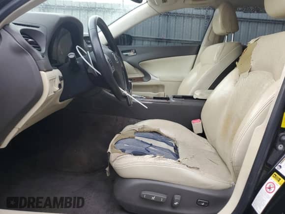 2011 Lexus IS 250 with VIN JTHCF5C25B5051682, listed as a Copart auction lot 69271035 with 229,934 mi miles and Salvage title. Bid and sale history available at DreamBid. Image 7.