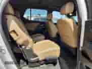 2023 Chevrolet Traverse Premier z VIN 1GNEVKKW2PJ116266, wystawiony jako Copart lot #70329845 z przebiegiem Nie podano mil oraz Szkoda całkowita • Salvage title. Historia ofert i sprzedaży dostępna na DreamBid. Obrazek 10.