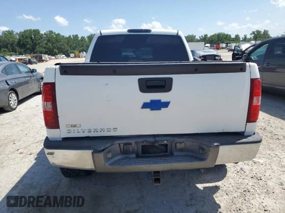 2012 Chevrolet Silverado 1500 Work Truck z VIN 3GCPKPEA0CG138219, wystawiony jako Copart lot #61843135 z przebiegiem 132 367 mil mil oraz Szkoda całkowita • Salvage title. Historia ofert i sprzedaży dostępna na DreamBid. Obrazek 6.