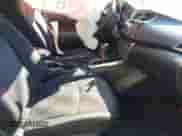 2017 Nissan Sentra SR z VIN 3N1AB7AP4HY346530, wystawiony jako IAAI lot #41776676 z przebiegiem 103 917 mil mil oraz . Historia ofert i sprzedaży dostępna na DreamBid. Obrazek 5.